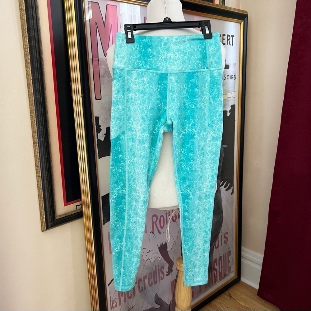 Victoria's Secret On Point Flow Aqua Marine All Over Water Print Yoga Pants Sz 6